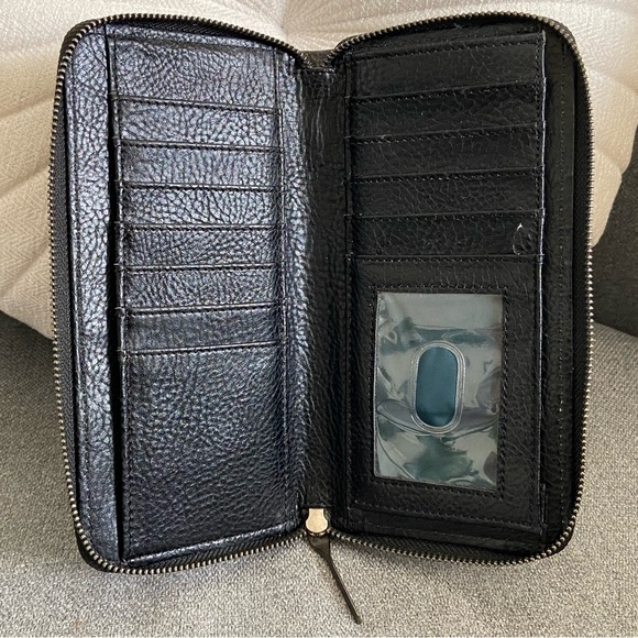 Matt & Nat Wallet - Picture 7 of 8